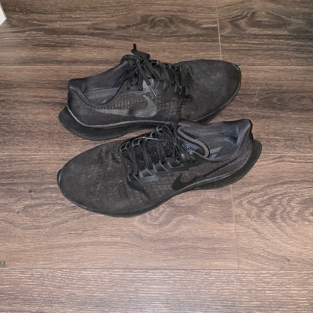Nike Air Pegasus Size 11.5
